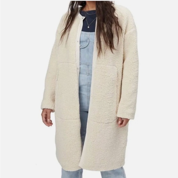 Basin and Range Sherpa Coat - Picture 1 of 10
